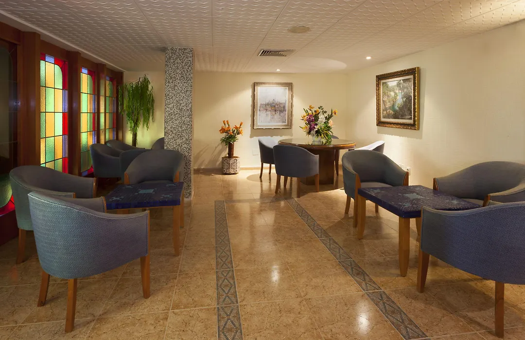 Hotel Riutort-1